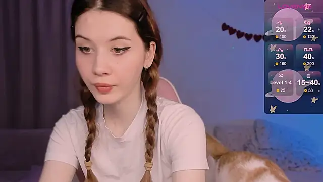 Snapshot of CoddleWeeper_ chatting on 11-13-25, 01:37 CoddleWeeper online show from 11-13-25, 01:37