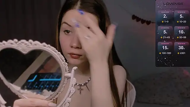 Snapshot of CoddleWeeper_ chatting on 11-26-25, 01:23 CoddleWeeper online show from 11-26-25, 01:23