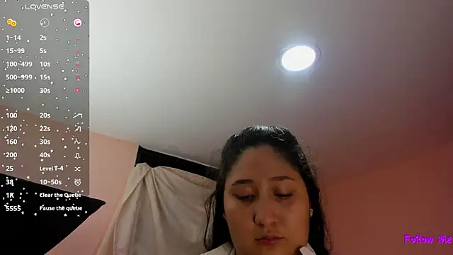 cherrycurvyyy online show from 12-17-25, 07:09