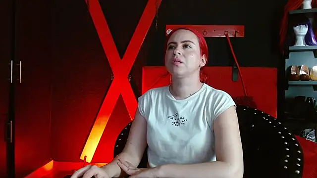 Naty slavedoll online show from 03-02-25, 08:07