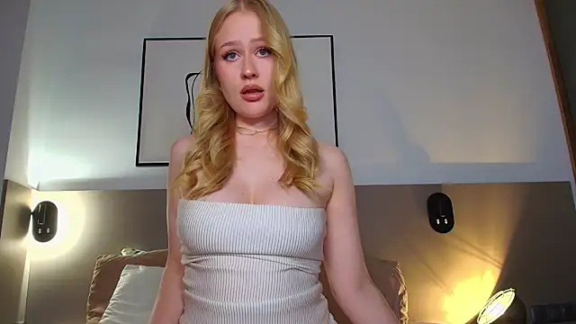 JuliaJaee online show from 09-26-25, 04:00
