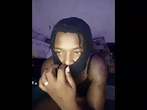 Snapshot of Freaky_Vannahs chatting on 02-25-26, 06:06 Freaky Vannahs online show from 02-25-26, 06:06