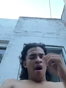 Snapshot of Boypolla11 chatting on 09-15-25, 10:48 Boypolla11 online show from 09-15-25, 10:48