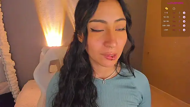 amber curly online show from 01-31-25, 07:18