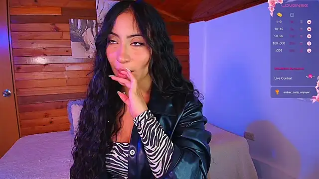 amber curly online show from 10-14-25, 09:15