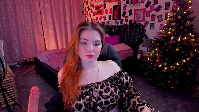 BellaTorne  online show from 12-28-24, 07:54