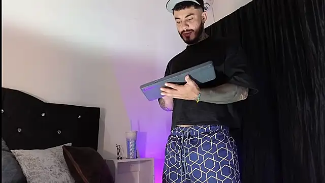 john cartter1 online show from 10-18-25, 11:11