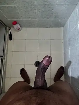 Snapshot of Negrotnt11 chatting on 10-13-25, 11:54 Negrotnt11 online show from 10-13-25, 11:54