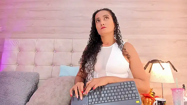 Holyjacky  online show from 10-26-25, 12:00