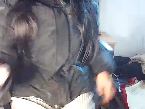 Haralushiaaax online show from 01-13-26, 01:22