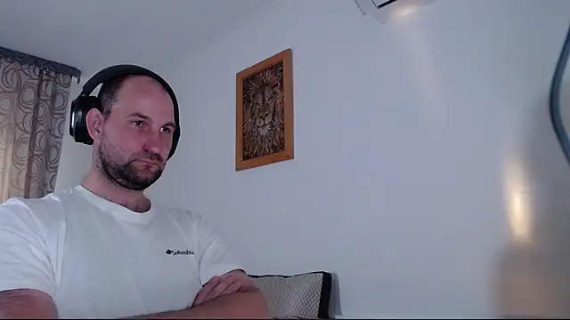 Snapshot of Popadosik_Mod chatting on 02-18-26, 08:10 Popadosik Mod online show from 02-18-26, 08:10