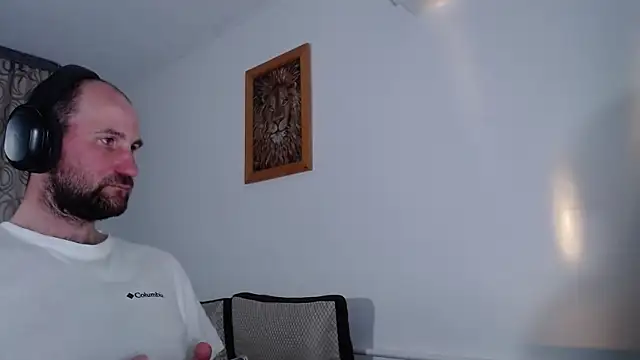 Snapshot of Popadosik_Mod chatting on 03-01-26, 04:20 Popadosik Mod online show from 03-01-26, 04:20