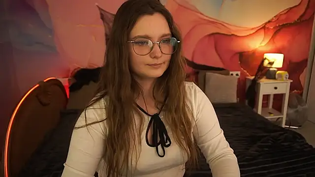 MagicPeachh  online show from 10-27-25, 07:12