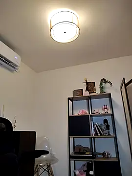 Ramona Flower online show from 10-09-25, 01:14