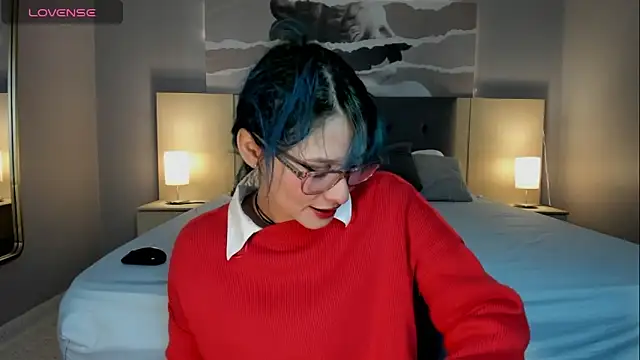 Ramona Flower online show from 12-22-25, 02:19