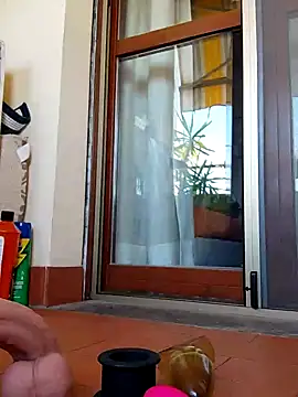 Snapshot of pierceplug69 chatting on 12-12-24, 01:28 pierceplug69 online show from 12-12-24, 01:28