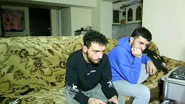 Snapshot of Barney_Tedd chatting on 12-22-24, 12:05 Barney Tedd online show from 12-22-24, 12:05