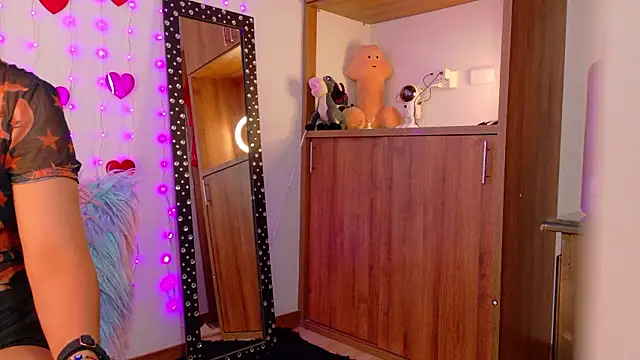 im anna  online show from 02-26-26, 03:11