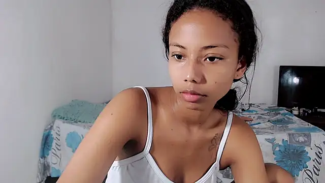 Snapshot of jasmin_brunette_ chatting on 11-18-25, 12:20 jasmin brunette online show from 11-18-25, 12:20