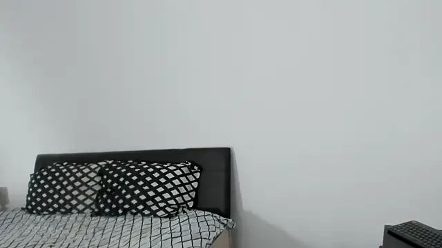 Dyanne18 online show from 03-10-25, 06:12
