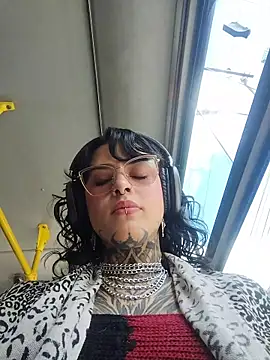 taaylor33 online show from 01-09-26, 03:59