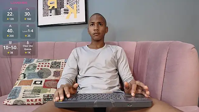 Snapshot of Ethan_Fox11 chatting on 12-28-24, 02:32 Ethan Fox11 online show from 12-28-24, 02:32