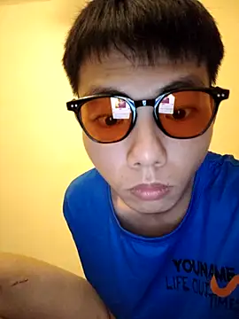 LiuQianXi5726 online show from 10-04-25, 01:20