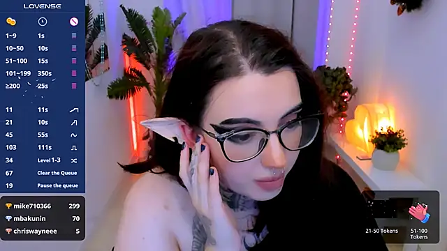 Dixi Pixi  online show from 12-14-24, 11:50