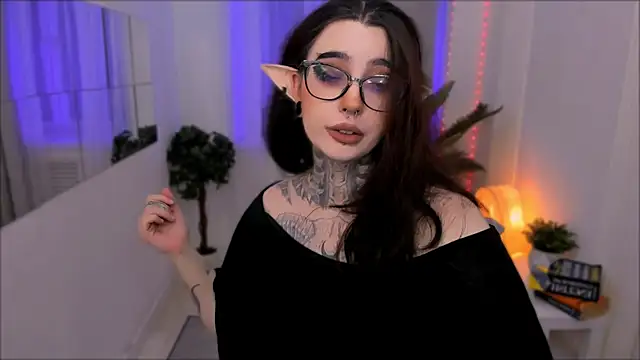 Dixi Pixi  online show from 03-21-25, 05:43