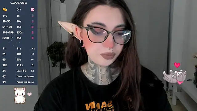 Dixi Pixi  online show from 10-19-25, 05:52