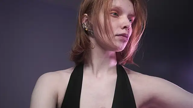 ginger hugs online show from 02-23-25, 04:17