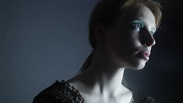 ginger hugs online show from 03-04-25, 04:17