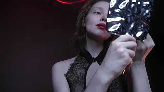 ginger hugs online show from 11-10-25, 10:09