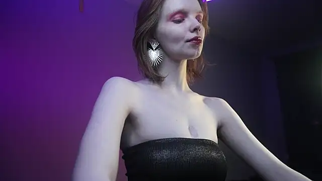 ginger hugs online show from 11-20-25, 10:09