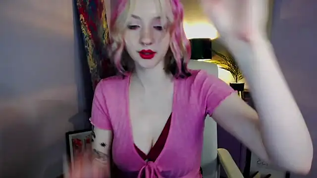 MadelineLust online show from 12-08-24, 04:07