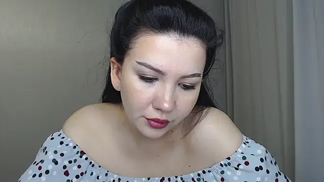 AlexaCruze online show from 11-14-25, 05:44