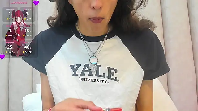 FreyaMoller online show from 01-09-25, 06:47