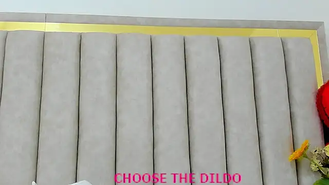 FreyaMoller online show from 09-29-25, 06:46