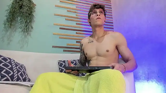 french sexx online show from 11-21-25, 07:45