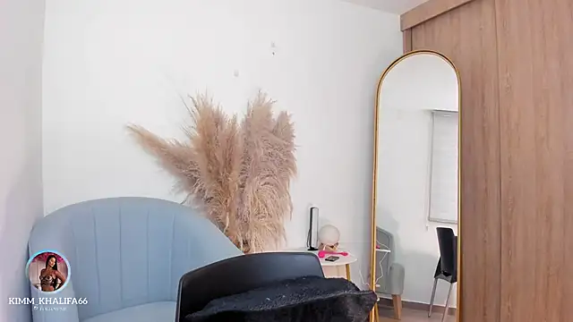 Kimm khalifa online show from 10-11-25, 10:19