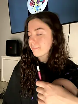 Kimi Ass online show from 10-26-25, 02:06