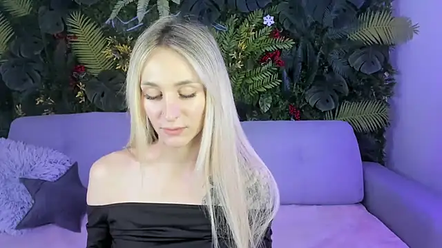 Horny Blond online show from 10-19-25, 08:04