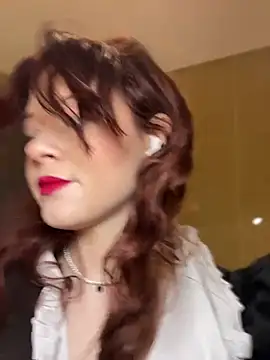 Times  Square online show from 03-01-25, 04:04