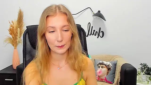 LolaWilsons online show from 01-17-25, 12:52