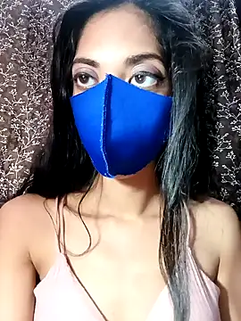 Snapshot of priyasexy1100 chatting on 10-31-25, 11:22 priyasexy1100 online show from 10-31-25, 11:22