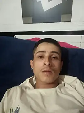 Snapshot of jhonvillada chatting on 11-23-25, 02:55 jhonvillada online show from 11-23-25, 02:55