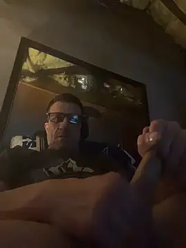 Snapshot of Manwhorxxlcock chatting on 01-14-26, 09:31 Manwhorxxlcock online show from 01-14-26, 09:31