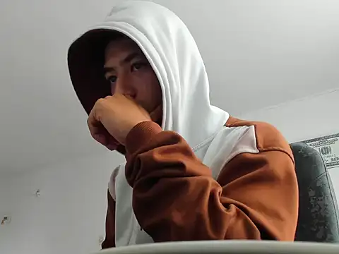 Chandler ken online show from 10-10-25, 12:48