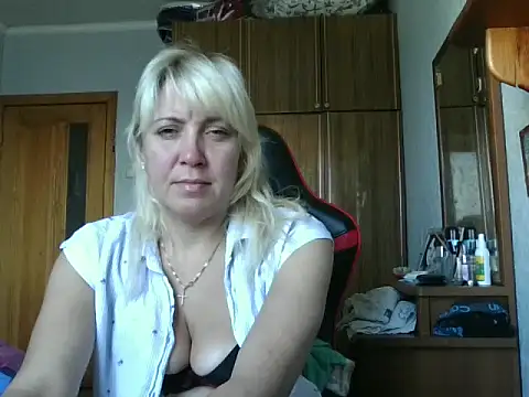 IrinaB1 online show from 09-26-25, 08:51