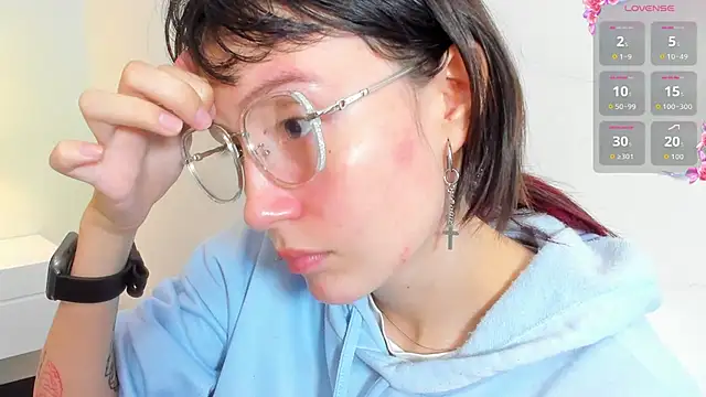 lizzy davis 1 online show from 10-02-25, 04:08